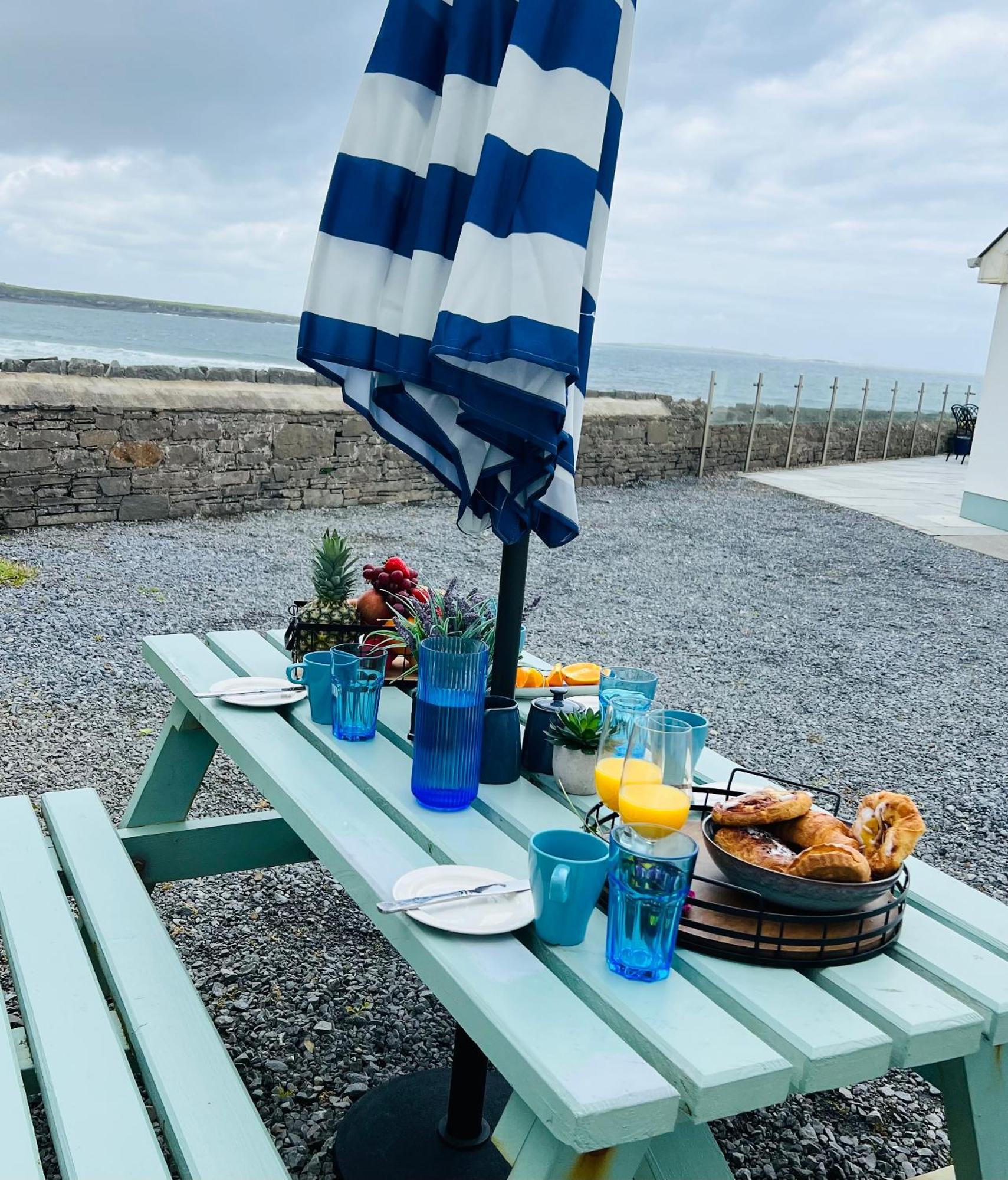 Armada Cottages Spanish Point Esterno foto