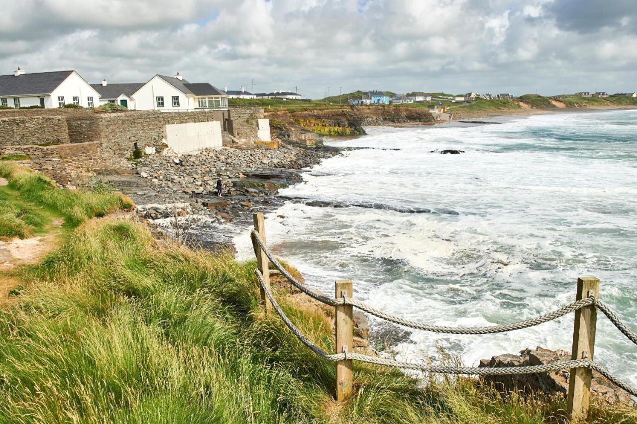 Armada Cottages Spanish Point Esterno foto